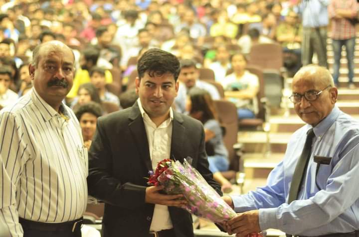 India's leading motivational speaker and founder of Neuro Coding Naseer Khan