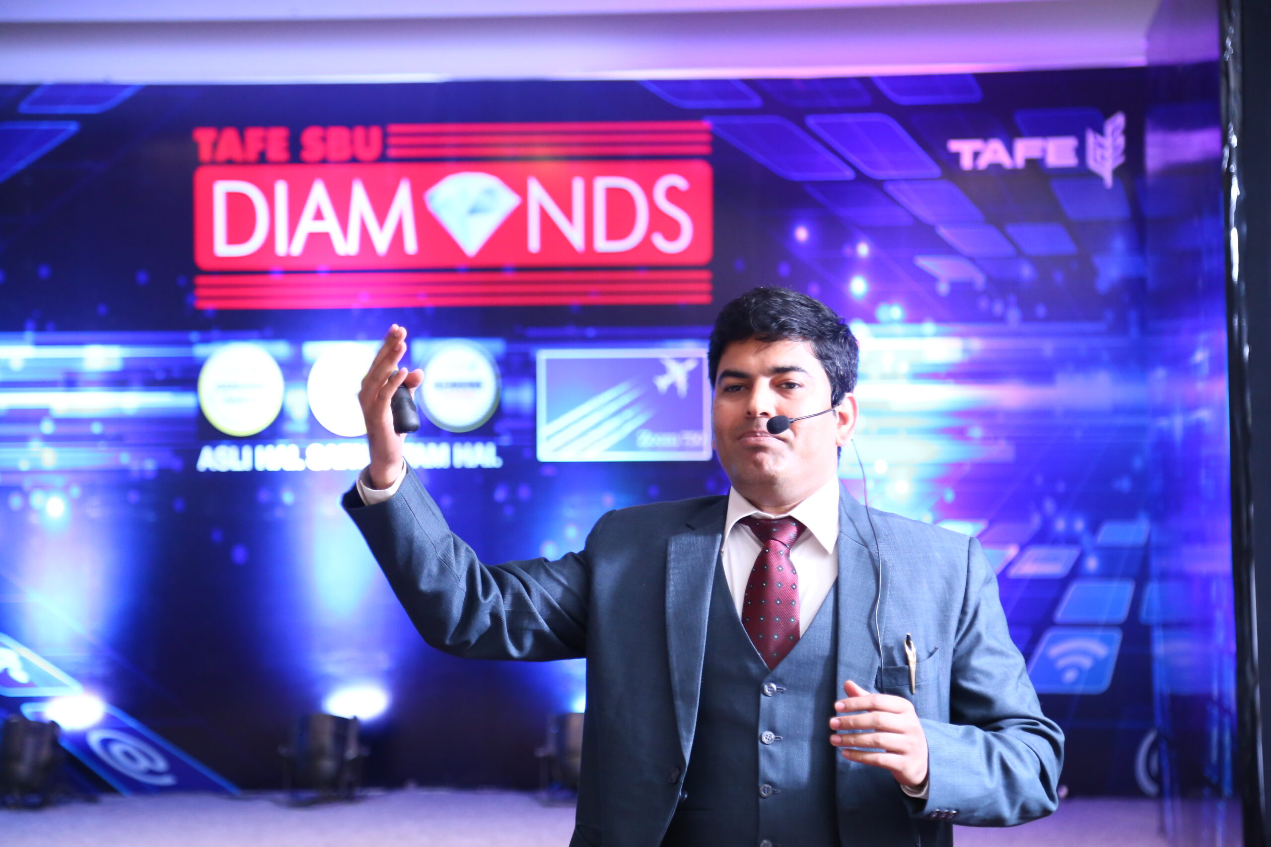 India's leading motivational speaker and founder of Neuro Coding Naseer Khan